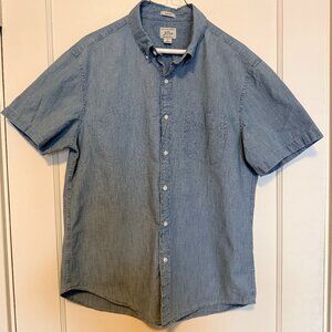 J. Crew Short-sleeve chambray shirt in five year wash - Men's Large Classic Fit